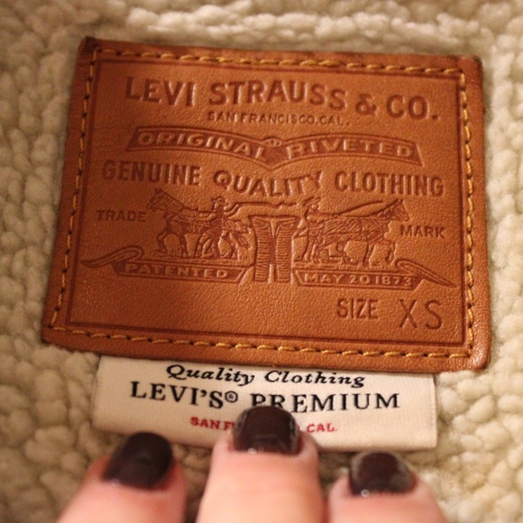 Levi's Jean Trucker Jacket - Picture 4 of 4